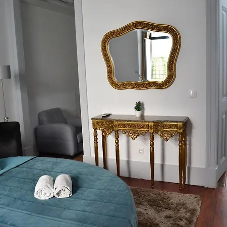 게스트하우스 Lisbon Big House 알마다